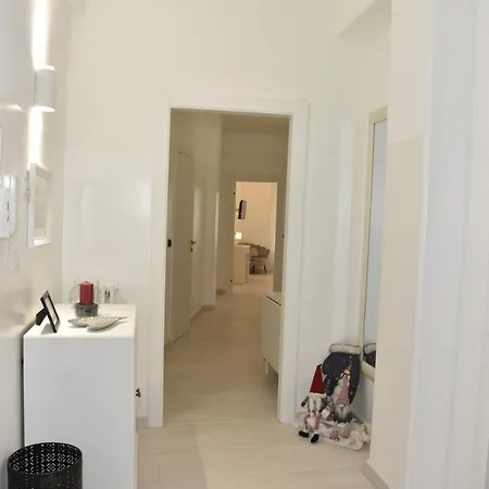 Nathanaele House Via Tuscolana Apartment